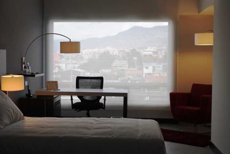 Nh Bogota Urban 26 Royal Hotell Exteriör bild